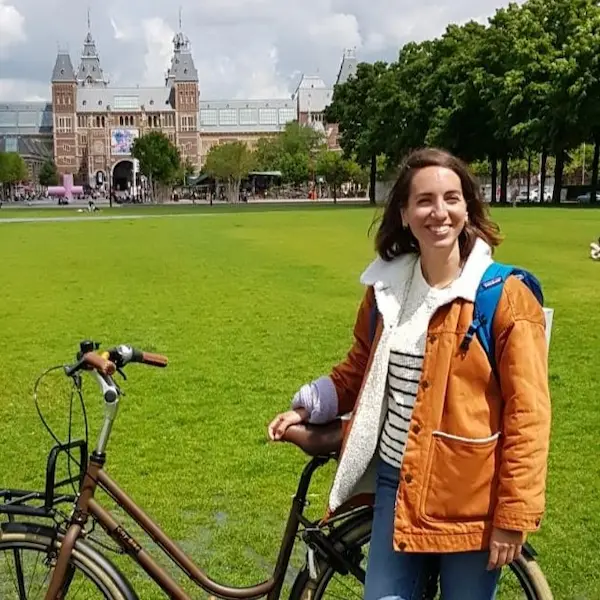 tours-bici-amsterdam-guia-ana2